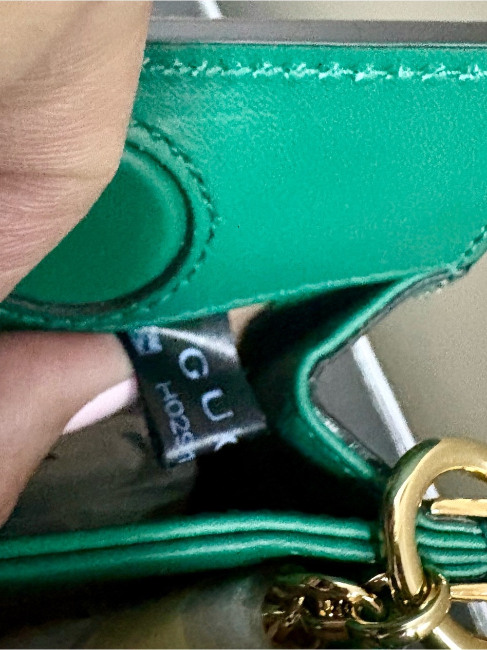 Gucci Ophidia Snakeskin Shoulder Bag in emerald green. - Picture 8 of 9